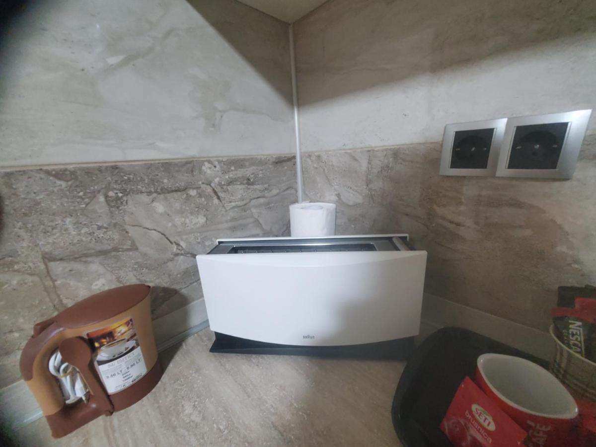 Sleep And Drive No1 Apartment Sarajevo Luaran gambar